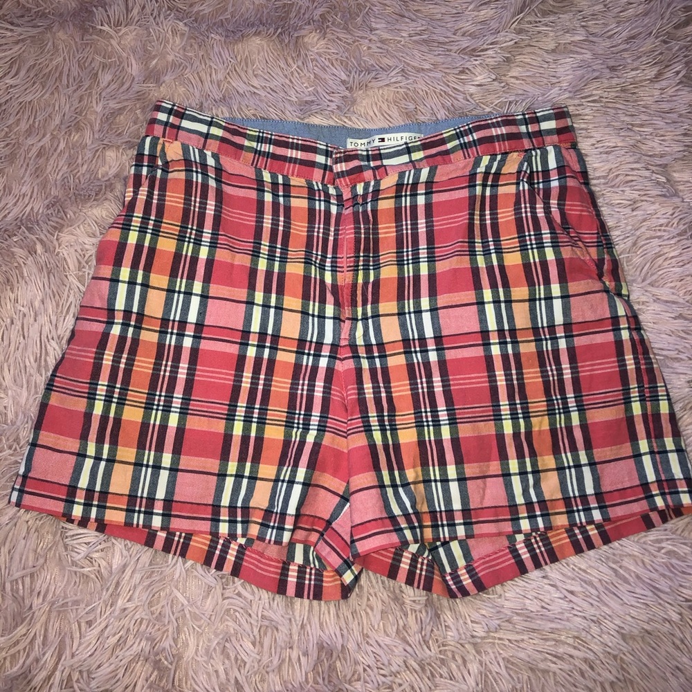 ✨Tommy Hilfiger Plaid Shorts✨
